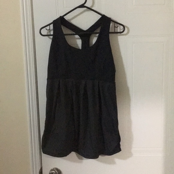 Lululemon tank - Picture 1 of 2